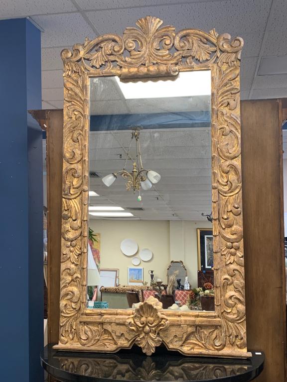 VINTAGE LARGE ORNATE HANDCARVED GOLD WOOD MIRROR (1 of 10)