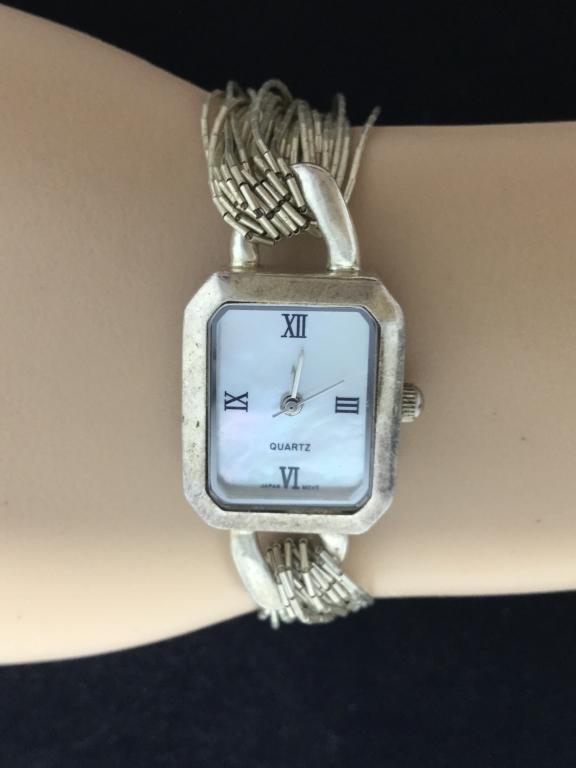 VINTAGE LIQUID STERLING SILVER BRACELET WATCH QTZ (1 of 6)