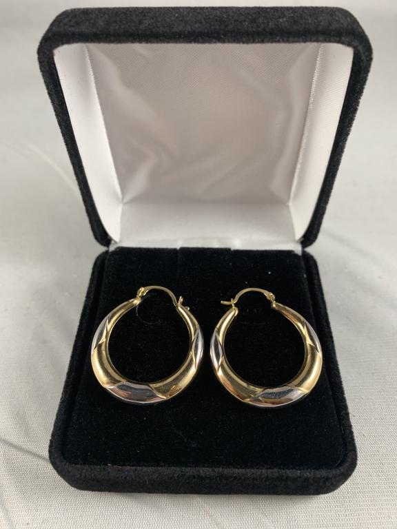 BEAUTIFUL 14K TWO TONE GOLD HOOP PIERCED EARRINGS (1 of 4)