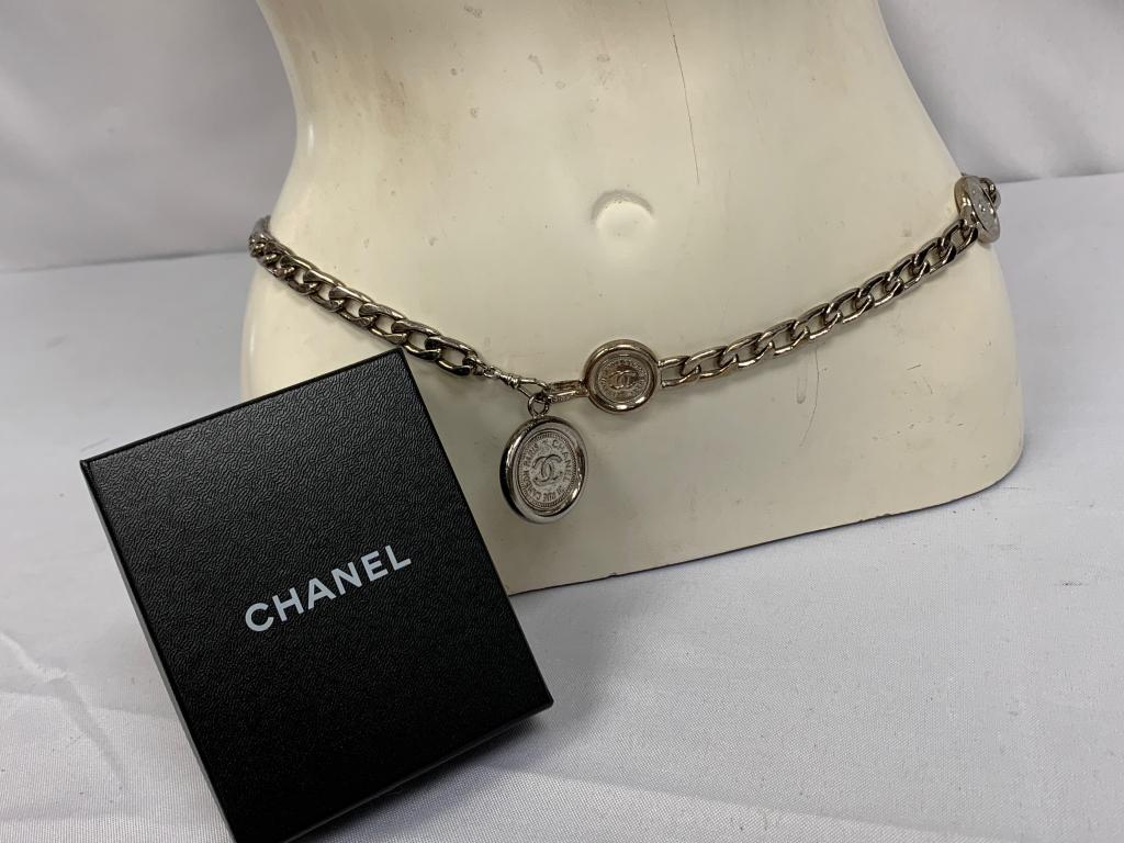 CHANEL SILVER CC COIN CHAIN BELT CONVERTS NECKLACE (1 of 9)