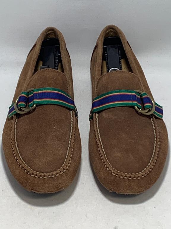 RALPH LARUEN POLO SUEDE DRIVER LOAFERS SIZE 10D: Ralph Lauren Suede driving loafers. Size 10D, made in brazil. Has a beautiful Terry Ribbon clasp . Third party shipping required.