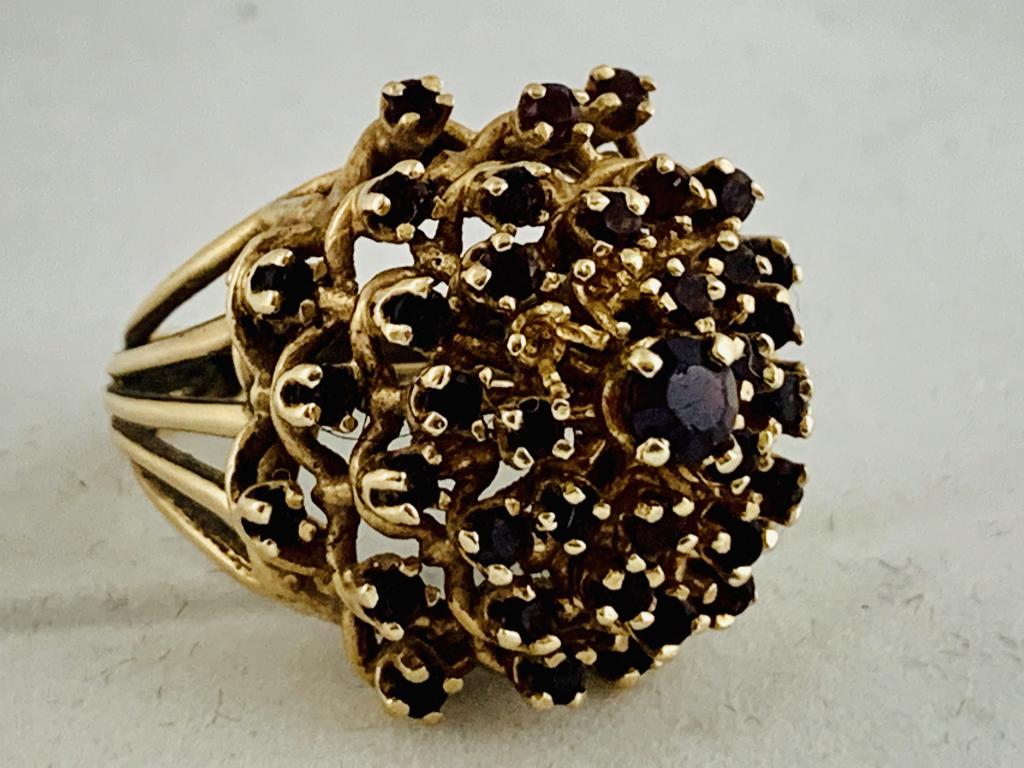 14K Y GOLD GARNET GEMSTONE CLUSTERED COCKTAIL RING (1 of 10)