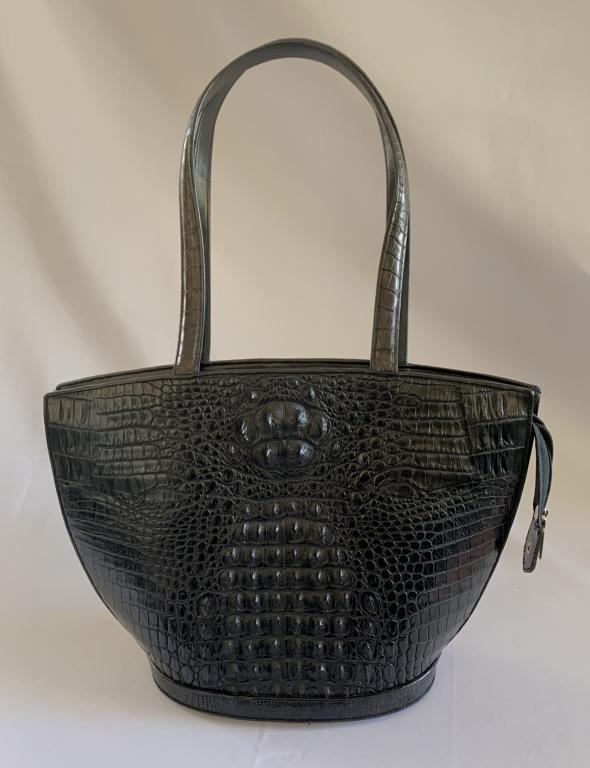 GENUINE CROCODILE BLACK VINTAGE HANDBAG (1 of 5)