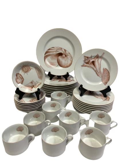 FITZ & FLOYD " COQUILLE" 32 PC CHINA SET SHELLS: This is the 'Coquille" pattern for Fitz & Floyd Inc. Each plate displays diffrent sea shells in a peach color and the mugs have a shell inside.Includes: 8 Dinner plates (10 3/8"), 8 Snack plates (7.5"