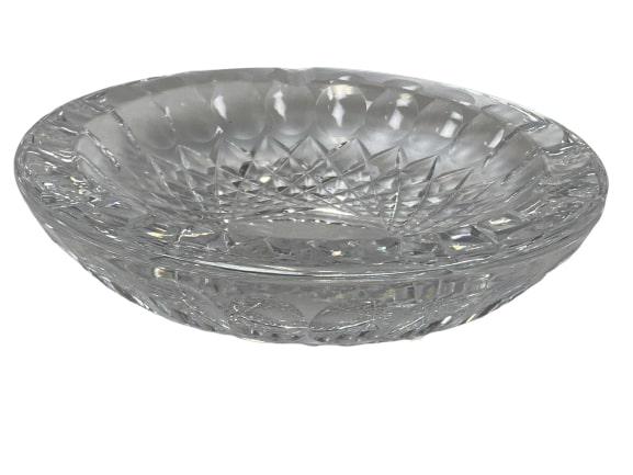 VINTAGE WATERFORD CRYSTAL HEAVY 7" ASHTRAY: This is a heavy piece of WATERFORD CRYSTAL, 7" round and 2" high, it makes a beautiful ashtray with NO cracks, chips, or flaws.