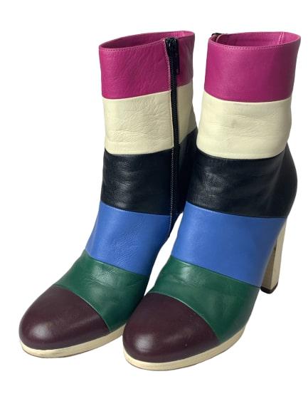 VALENTINO PRE RUNWAY 2017 COLORS ANKLE BOOTS 36: Multicolor New 2015 Pre Fall Runway Striped Ankle Boots/Booties SIZE 36 Retail Price: $2,250.00.Very good condition.