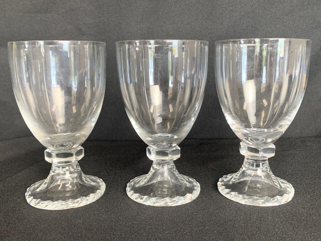 "FONTOY" (3) CRYSTAL WATER GLASSES BY DAUM FRANCE: Set of (3) Crystal water glasses by DAUM FRANCE.Pattern: FontoyHeight: 6" Width: 3 1/4"Each signed with no chips or cracks