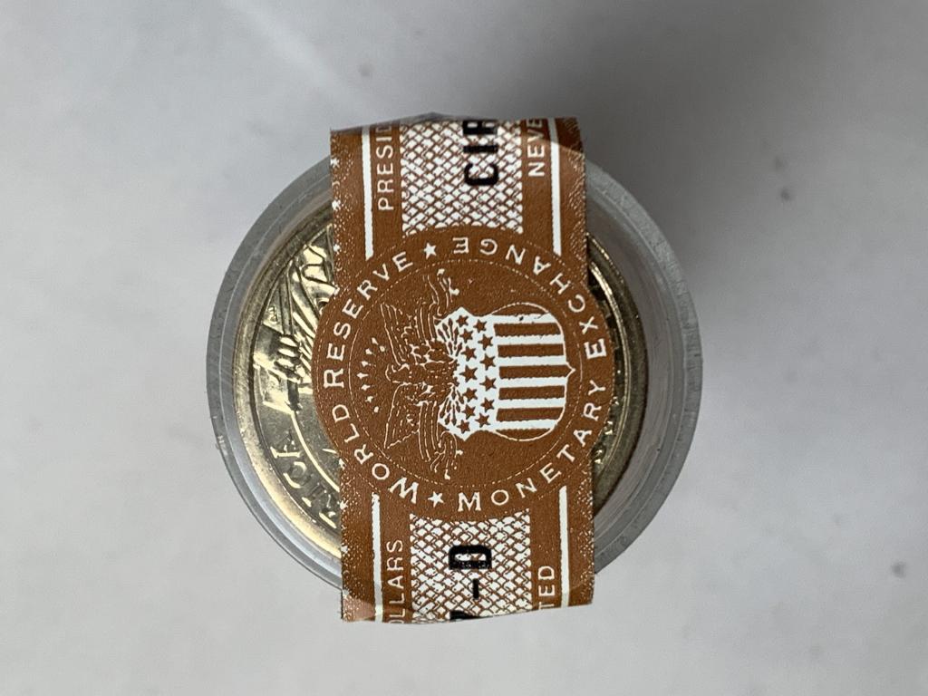 2007 JOHN ADAMS DOLLAR UNCIRCULATED BALLISTIC ROLL: 2007 USA Ballistic Dollar Coin Roll – John Adams – Never Circualted Condition: Never Circulated Year: 2007 425 net grams