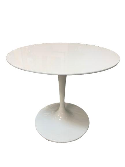 MID MOD TULIP TABLE IN THE STYLE OF KNOLL (1 of 8)