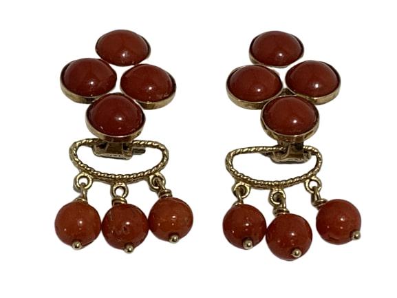 VINTAGE 50'S CORAL RED GLASS BEAD DANGLE EARRINGS: Vintage 50's era blown glass bead earrings in coral red colored glass. Clip on style with goldtone detail and dangle beads. 1.5" in length. Matching choker in another lot. Great condition!