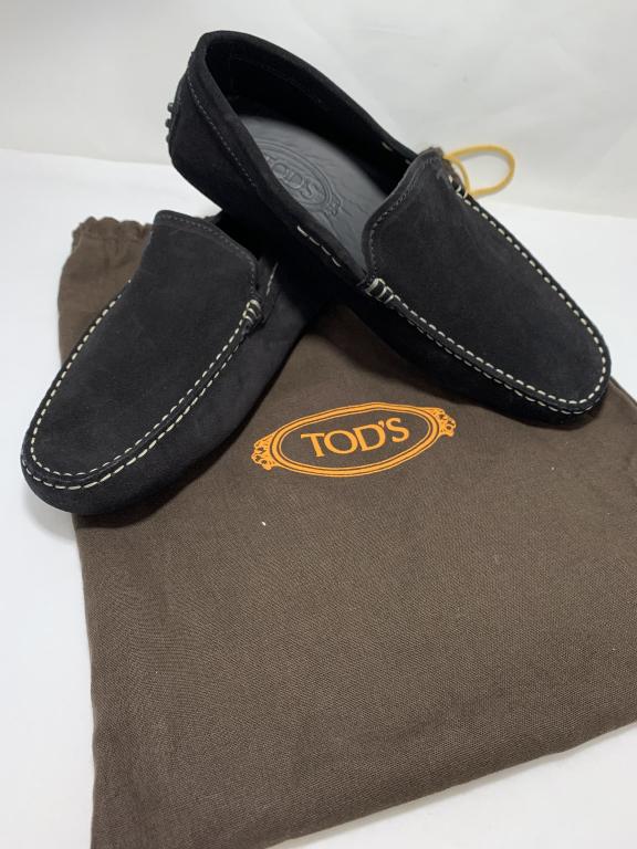 NEW TOD'S MENS BLACK OVERSTITCHED SUEDE LOAFERS 9: NEW WITH DUSTBAG! Tod's mens shoes in UK size 8 and fits a US SIZE 9. New condition as shown!