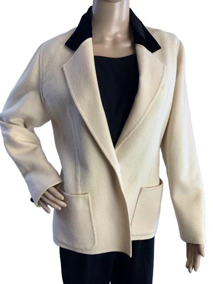 MILA SCHON ITALY ECRU CASHMERE BLAZER W/VELVET 6 (1 of 10)