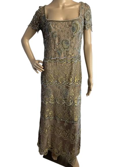 BADGLEY MISCHKA ELEGANT TAUPE BEADED EVE GOWN S 6 (1 of 8)