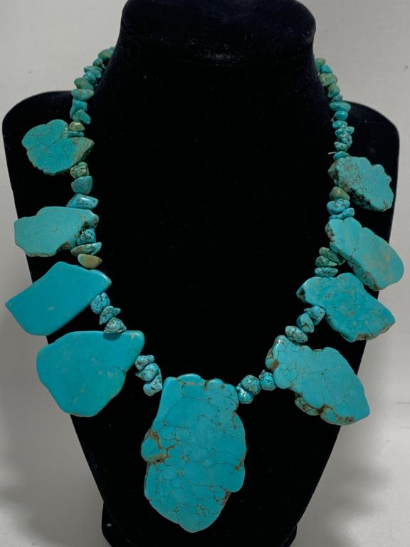 ARTISAN RAW TURQUOISE STONES LG CHOKER (1 of 8)