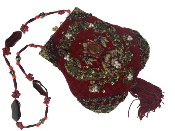 MARY FRANCIS VINTAGE BEADED TAPESTRY HANDBAG (1 of 5)