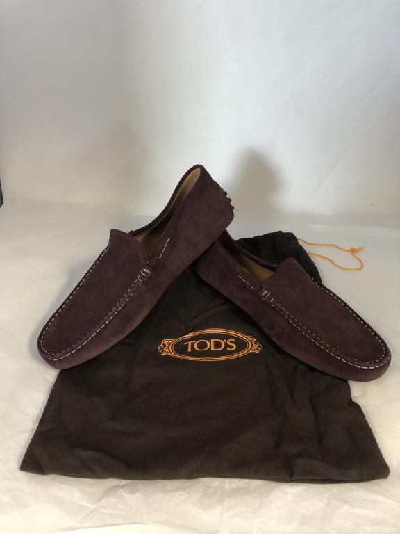 TOD'S BROWN OVERSTITCHED SUEDE LOAFERS MENS 9: TOD'S BROWN OVERSTITCHED SUEDE LOAFERS MENS 9 - MENS size US 9 - Excellent condition on these