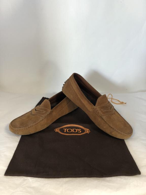 TOD'S CARAMEL BROWN SUEDE LOAFERS SHOES 9 MENS: TOD'S CARAMEL BROWN SUEDE LOAFERS SHOES 9 MENS US SIZE 9 GOOD CONDITION AS SHOWN IN PIX