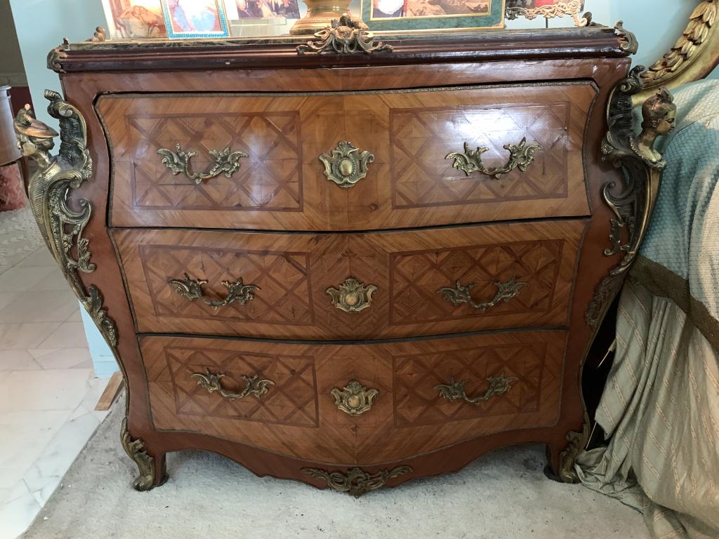 ANTIQUE FRENCH STYLE MARBLE TOP WOOD BOMBAY CHEST (1 of 7)