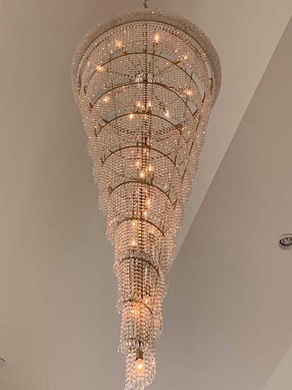 GORGEOUS 3' SPIRAL CRYSTAL GOLD CHANDELIER (1 of 2)