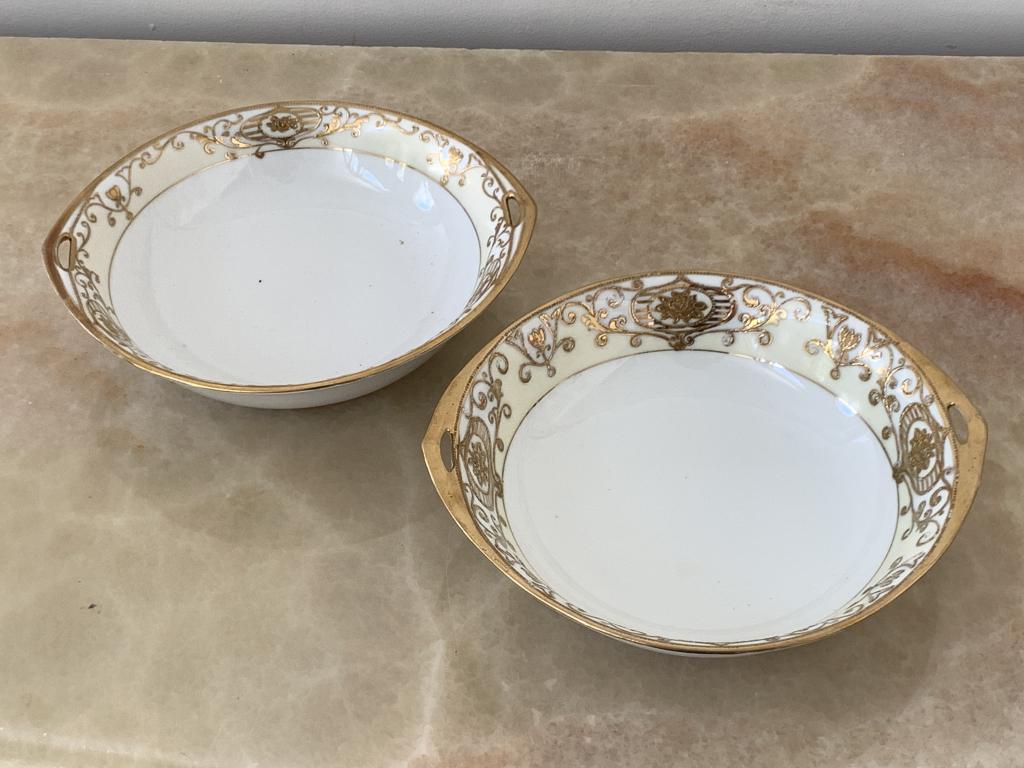 SET OF 2 NORITAKE CHINA GOLD HANDLED SERVING BOWLS (1 of 4)