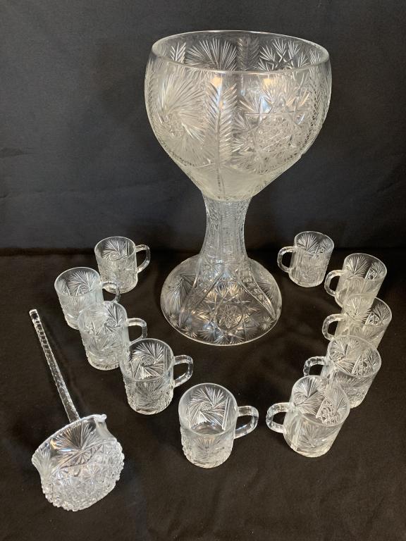 BRILLIANT CUT CRYSTAL PUNCH BOWL W/ 10 CUPS LADLE (1 of 15)