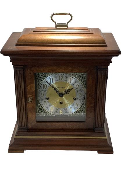 HOWARD MILLER CLASSIC WOOD MANTEL DESK CLOCK: HOWARD MILLER CLASSIC WOOD MANTEL DESK CLOCK - 11" tall x 14" wide x 8" deep - Good and working condition!