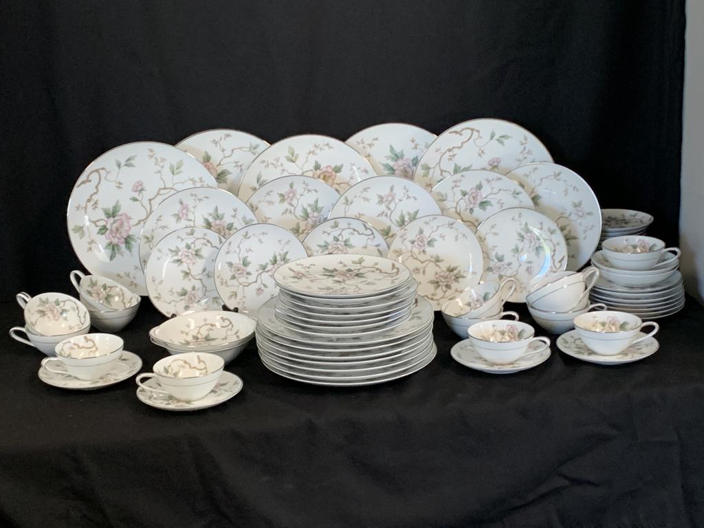 69 PCS NORITAKE 5502 CHATHAM CHINA SERVICE FOR 12 (1 of 10)