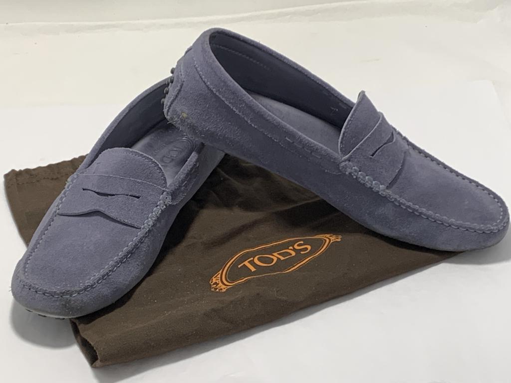 TOD'S MED BLUE SUEDE PENNY LOAFERS SHOES MENS US 9: TOD'S MED BLUE SUEDE PENNY LOAFERS SHOES MENS US 9 - mens US size 9 - Good condition on these with dustbag included