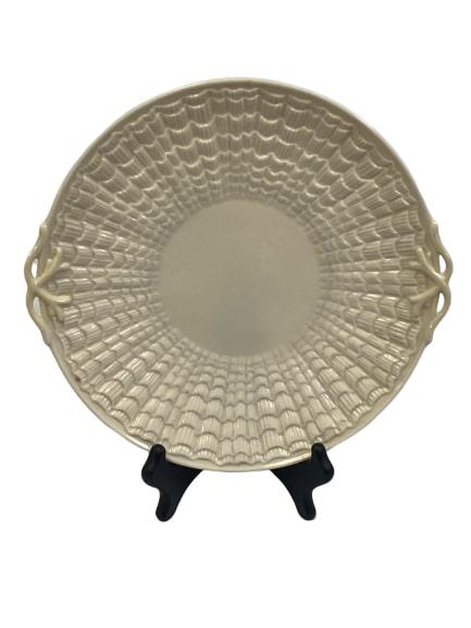VINTAGE BELLEEK/TRIDACNA LIMPET 10" CAKE PLATE (1 of 4)