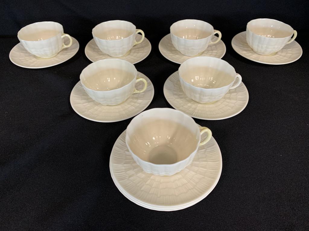 SET OF 7 VINTAGE BELLEEK TEA CUPS W/ SAUCERS +2 (1 of 13)