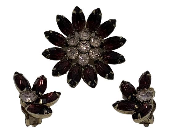 AMETHYST GLASS FLOWER PIN W/ MATCHING EARRINGS VTG (1 of 8)