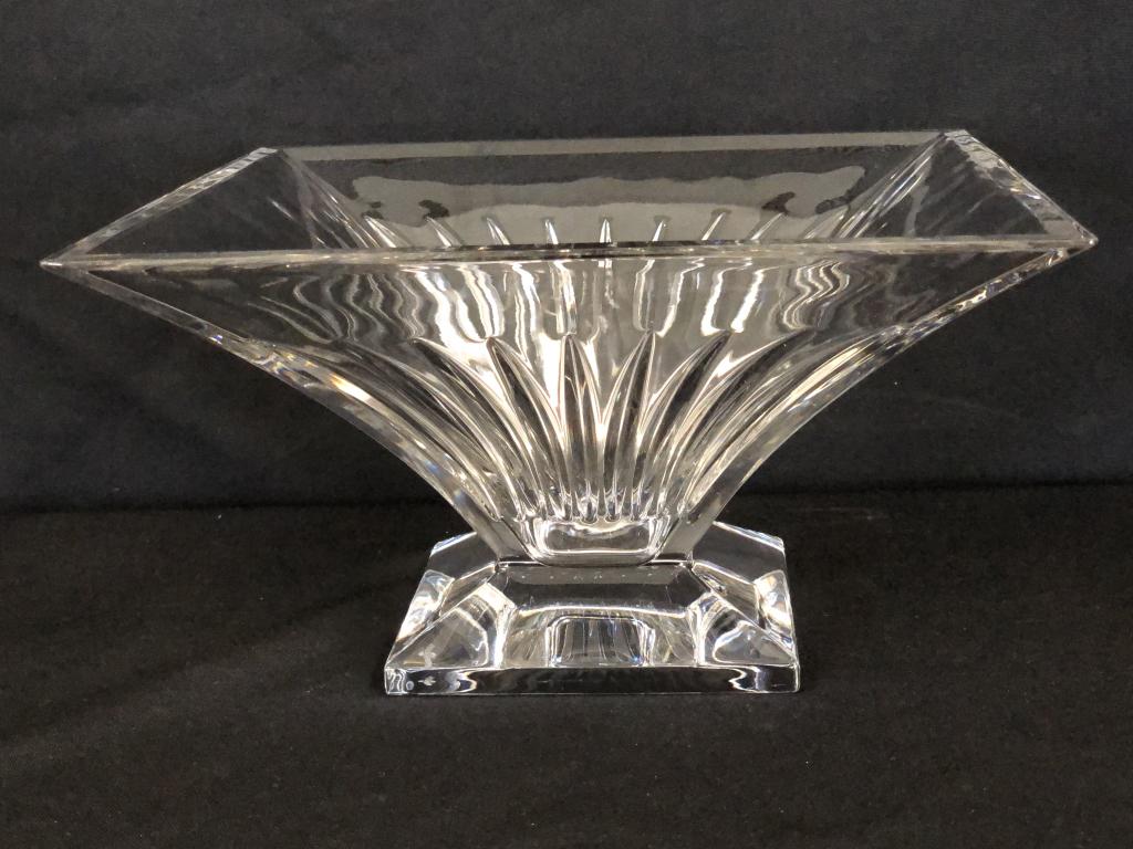 WATERFORD SQUARE CUT CRYSTAL FLARED CENTER BOWL: WATERFORD SQUARE CUT CRYSTAL FLARED CENTER BOWL - 10.5" diameter - 5.5" height - Beautiful crystal - Great condition!