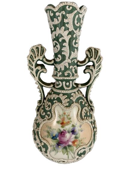FABULOUS NIPPON MORIAGE HANDPAINTED VASE (1 of 3)