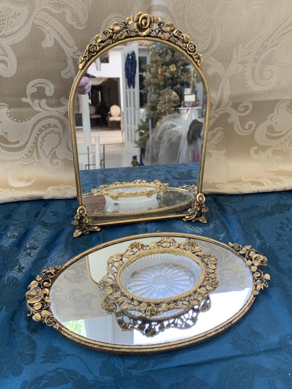 VINTAGE VANITY GOLD METAL ROSES MIRROR SOAP & TRAY (1 of 8)