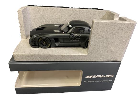 AMG SLS GT 3 45TH ANNIVERSARY  MERCEDES CAR NIB (1 of 4)