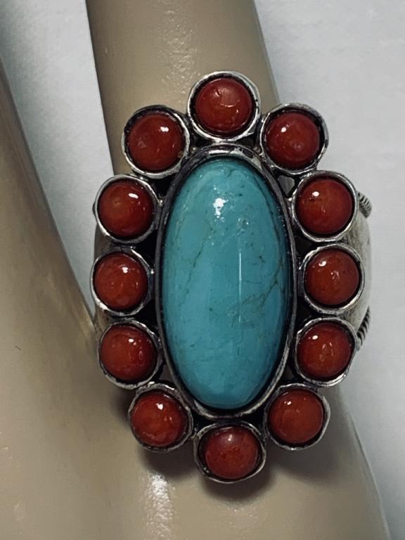 VINTAGE STERLING TURQUOISE AND CORAL RING SZ 8 (1 of 4)