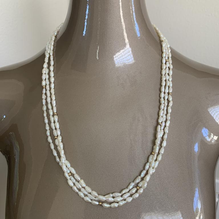 LOVELY VINTAGE SEED PEARL 3 STRAND NECKLACE (1 of 4)