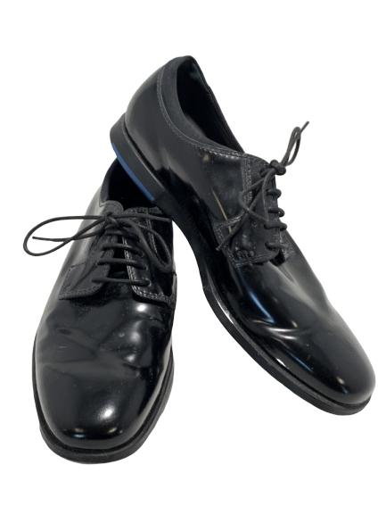 TOD'S BLACK GLOSSY LEATHER OXFORD SHOES MEN'S US 9: TOD'S BLACK GLOSSY LEATHER OXFORD SHOES MEN'S US 9Men's leather, glossy, oxford shoes, with dark blue outside.-Men's US 9-Good Condition-Made in Italy