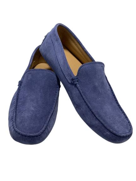 NEW TOD'S BLUE SUEDE LOAFERS SHOES MEN'S US 9: TOD'S BLUE SUEDE LOAFERS SHOES MEN'S US 9Men's blue suede loafers, leather insole, rubber pebble outsole. -Men's US 9-Great Condition-Made in Italy