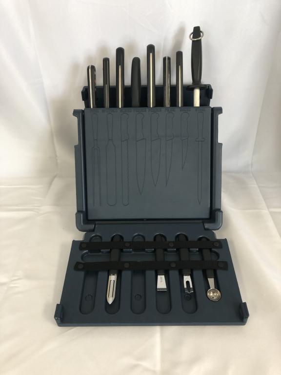 F.DICK SET OF KNIVES WITH CARRYING CASE (1 of 4)