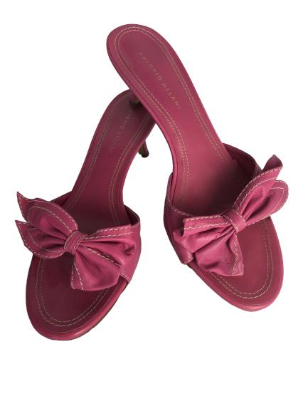 ANTONIO MELANI FUSHIA LEATHER BOW SANDALS SZ 10: ANTONIO MELANI FUSHIA LEATHER BOW SANDALS -SZ 10 -Very good condition