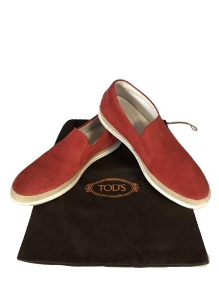 TOD'S RED SUEDE ESPRADRILLE TRIM MENS SNEAKERS 9: TOD'S RED SUEDE ESPRADRILLE TRIM MENS SNEAKERS 9 - MENS US SIZE 9 - Good condition as shown in pictures