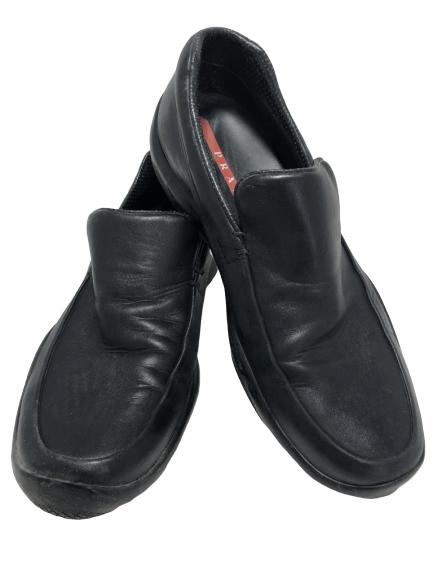 PRADA MEN'S BLACK LOAFERS SZ 9: PRADA MEN'S BLACK LOAFERS SZ 9 - MENS US SIZE 9 - Good condition as shown in pictures