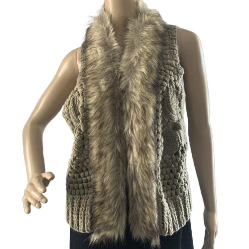 BAR III CROCHETED VEST WITH FAUX FUR COLLAR SZ LG: CROCHETED VEST WITH FAUX FUR COLLAR - New With Tags - Bar III Tag - Tan