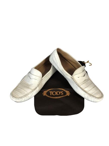TODS WHITE CROC LEATHER PENNY LOAFERS 8.5 MEN: USED TODS WHITE CROC LEATHER PENNY LOAFERS 8.5 MEN - SIZE 8.5 US MENS SIZE - Used condition as shown, dustbag included