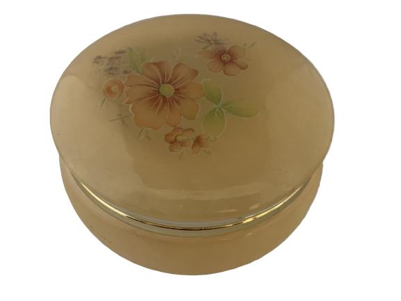 VINTAGE HAND CARVED ITALIAN ALABASTER BOX: Pretty as a picture floral hinged alabaster box hand carved in Italy.