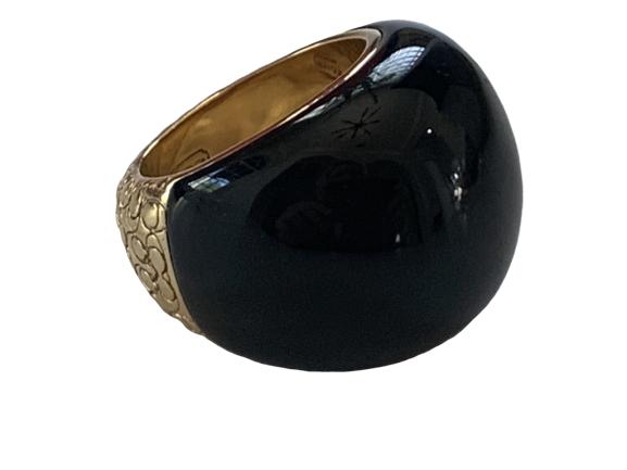 COACH BLACK JET AND GOLD FASHION RING SIZE ^: COACH BLACK JET AND GOLD FASHION RING Size 6