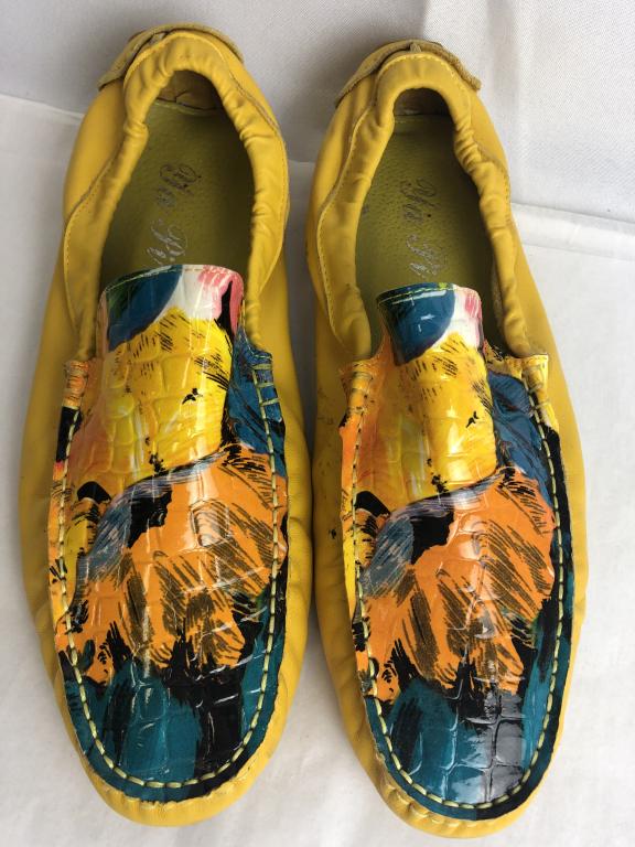 MEN'S MULTICOLORED DRIVING LOAFERS SZ 10: MEN'S MULTICOLORED DRIVING LOAFERS SZ 10