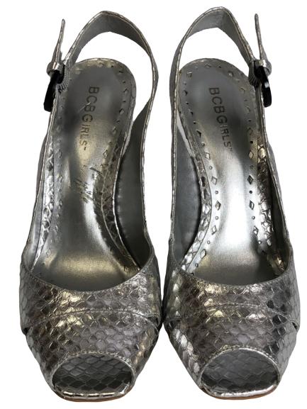 BCBG GIRLS SILVER METALIC "SNAKESKIN" SANDALS SZ 7: BCBG GIRLS SILVER METALIC "SNAKESKIN" SANDALS -SZ 7 -Very good condition