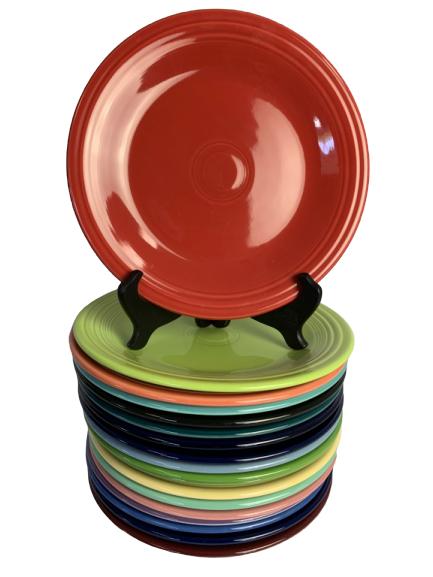 18 VINTAGE FIESTAWARE MULTICOLORED PLATES 10 1/2": 18 VINTAGE FIESTAWARE MULTICOLORED PLATES 10 1/2" -Very good condition